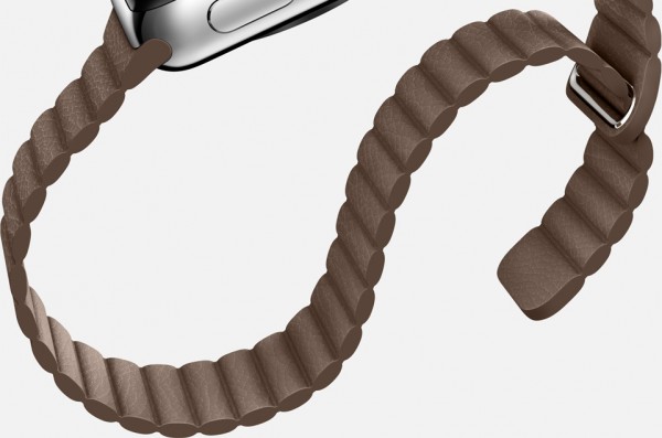 Apple Watch (42 mm) Paslanmaz Çelik Kasa ve Açık Kahverengi Deri Loop Akıllı Saat