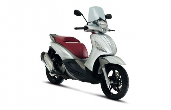 Piaggio Beverly Sport Touring 350 Scooter