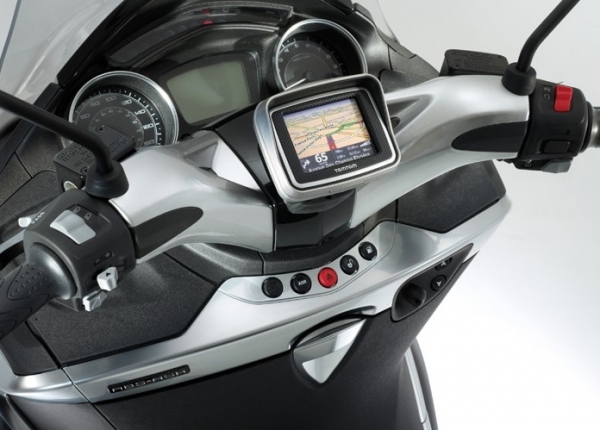Piaggio X10 350 Scooter