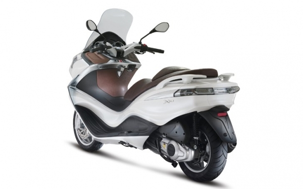 Piaggio X10 350 Scooter
