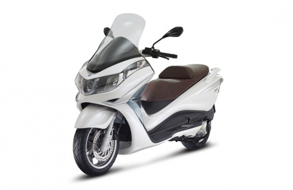 Piaggio X10 350 Scooter