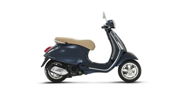 Vespa Primavera Scooter
