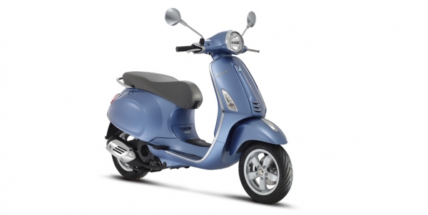 Vespa Primavera Scooter