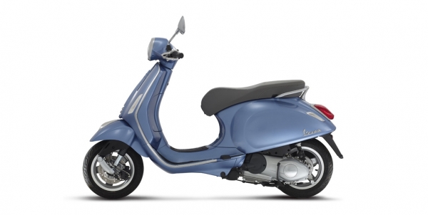 Vespa Primavera Scooter