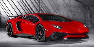 2016 Lamborghini Aventador LP 750-4 Superveloce 6.5L V12 750 HP (4x4)