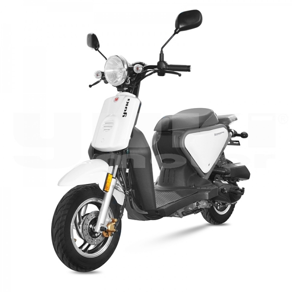 Yuki QM50QT-6E Snoopy Scooter