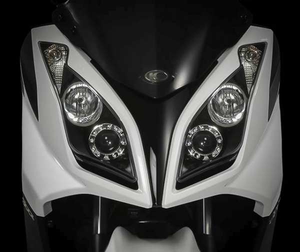 Kymco DOWNTOWN 300i Scooter