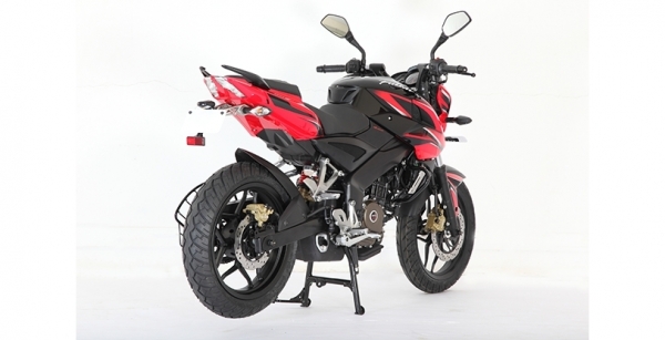 Bajaj Pulsar NS 200 Naked
