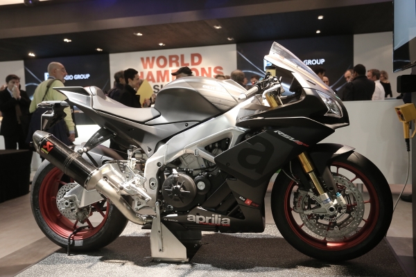 Aprilia RSV4 RR 1000 RACEPACK Racing
