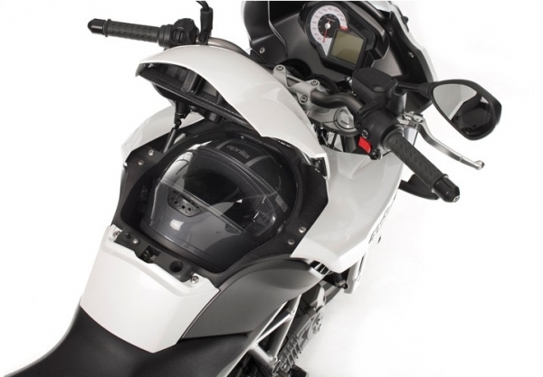 Aprilia MANA GT 850 Naked