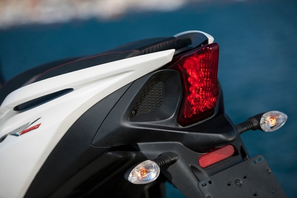 Aprilia SRV 850 Scooter