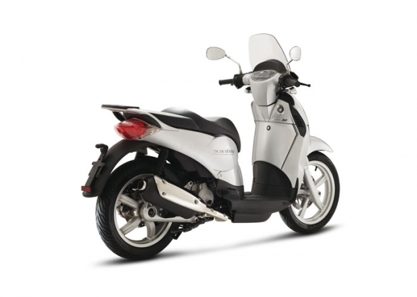 Aprilia SCARABEO 200 i.e. Scooter