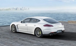 2015 Porsche Panamera Diesel 3.0 V6 300 HP Tiptronic S