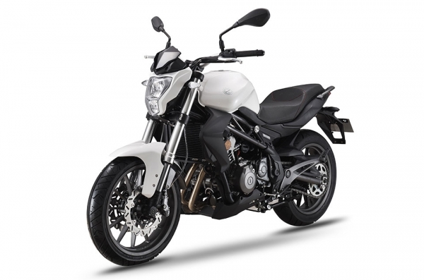 Benelli TNT 250 Naked