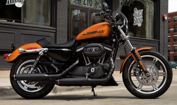 Harley Davidson 883 Roadster Chopper