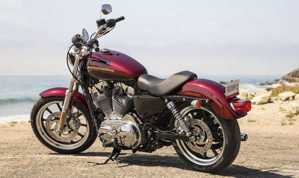Harley Davidson SuperLow Chopper