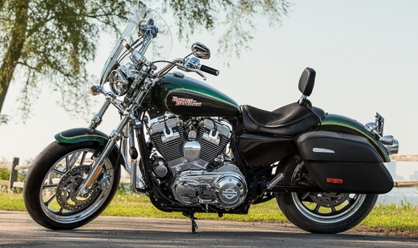 Harley Davidson SuperLow 1200T Chopper