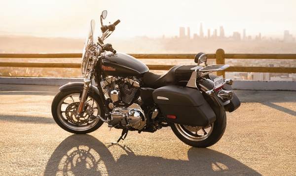 Harley Davidson SuperLow 1200T Chopper