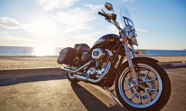 Harley Davidson SuperLow 1200T Chopper