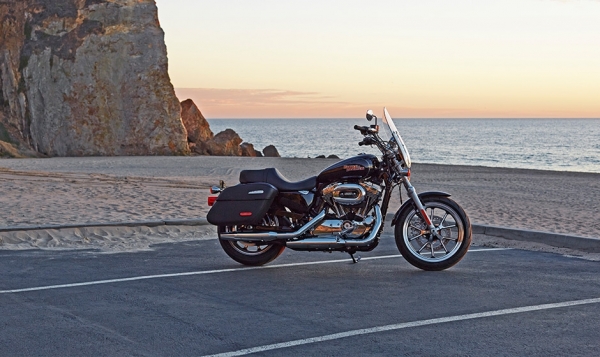 Harley Davidson SuperLow 1200T Chopper