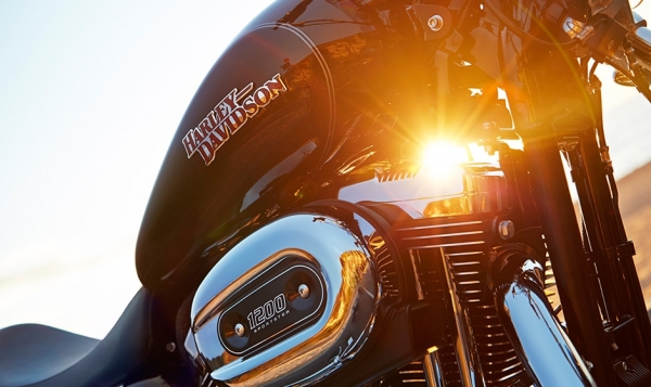 Harley Davidson SuperLow 1200T Chopper