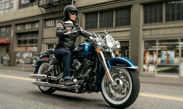 Harley Davidson Softail Deluxe Chopper