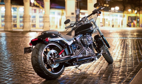 Harley Davidson Breakout Chopper
