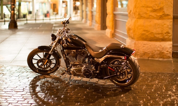 Harley Davidson Breakout Chopper