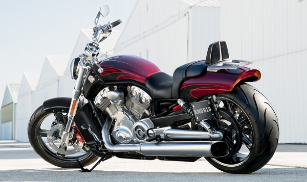 Harley Davidson V-Rod Muscle Chopper