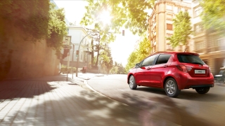2015 Toyota Yaris 1.5 Hybrid 100 PS Spirit