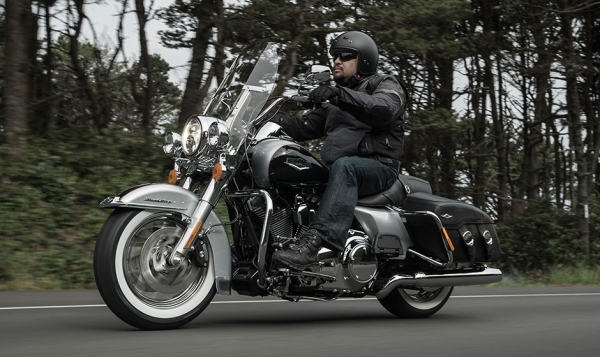 Harley Davidson Road King Classic Touring