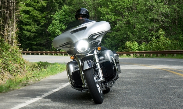 Harley Davidson CVO Street Glide Touring
