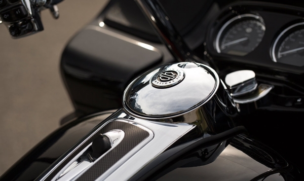 Harley Davidson CVO Road Glide Ultra Touring