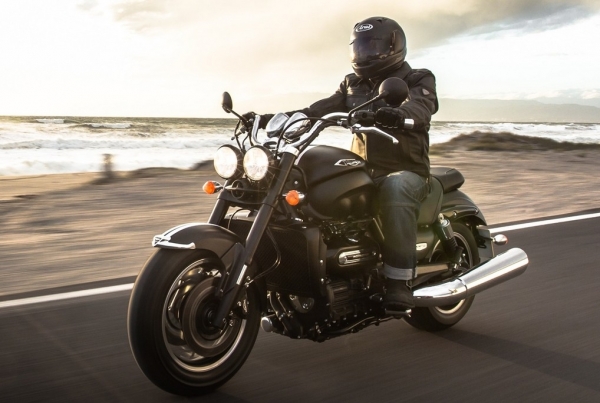 Triumph Rocket III Roadster Chopper