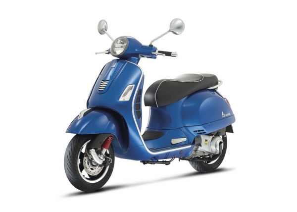 Vespa GTS SUPER 300 I.E. Scooter