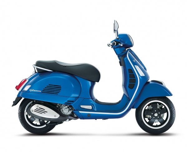 Vespa GTS SUPER 300 I.E. Scooter