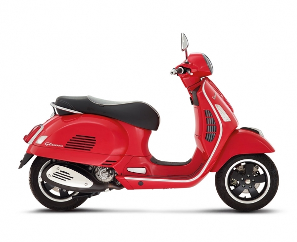Vespa GTS SUPER 300 I.E. Scooter
