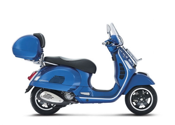 Vespa GTS SUPER 300 I.E. Scooter