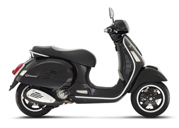 Vespa GTS SUPER 300 I.E. Scooter