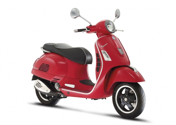 Vespa GTS SUPER 300 I.E. Scooter