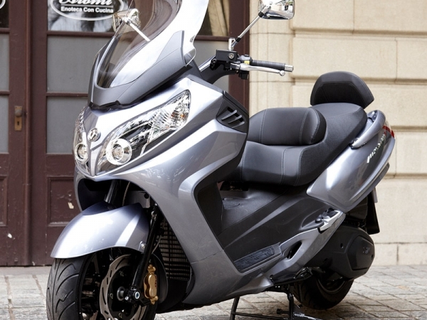 SYM MAXSYM 400i Scooter