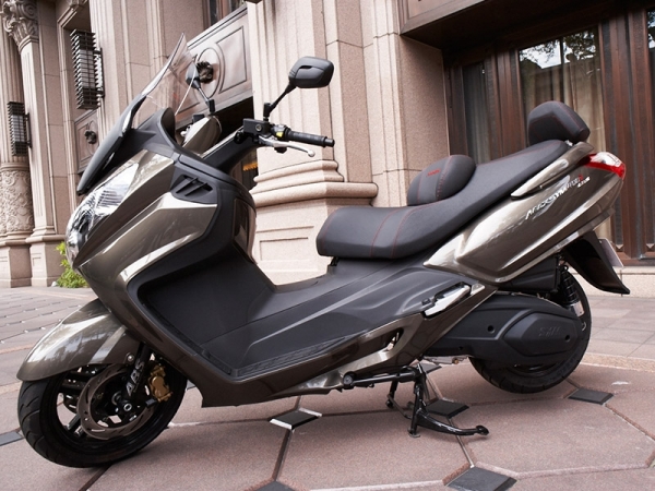 SYM MAXSYM 400i Scooter
