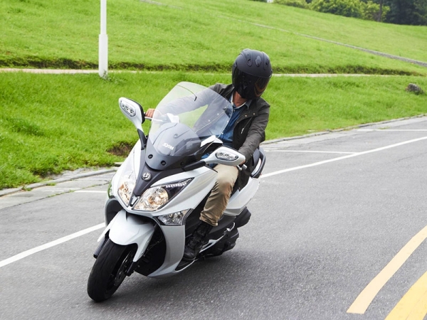 SYM Joymax 250i Scooter