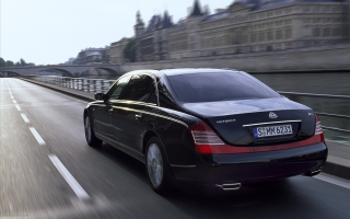 2015 Mercedes Maybach S 500 6.0 530 PS 9G-Ttronic