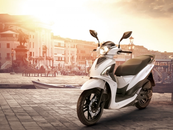 SYM Symphony ST 200i Scooter