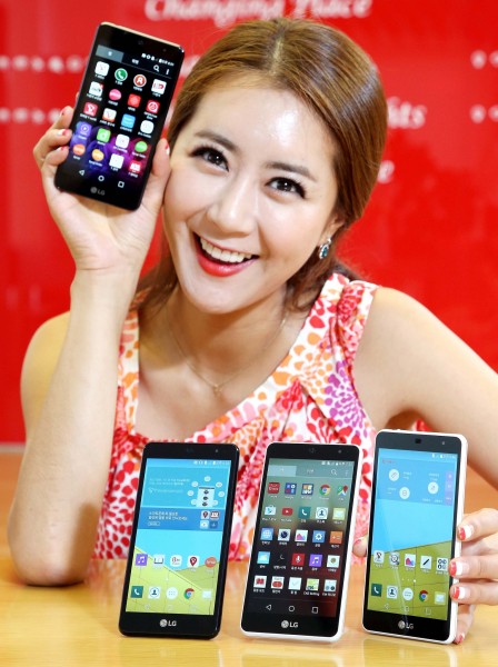 LG band Play
