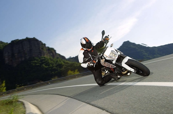 KTM 690 DUKE ABS Naked
