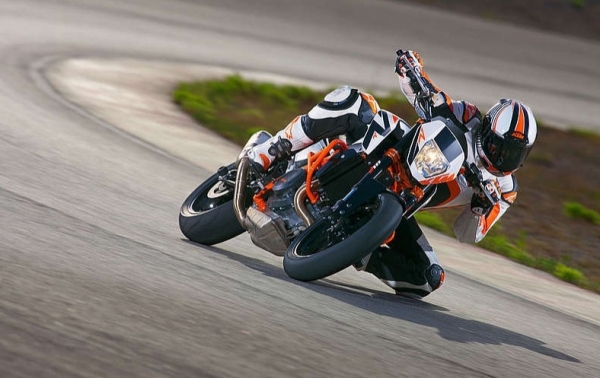 KTM 690 DUKE R ABS Naked