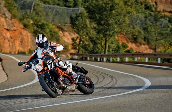 KTM 690 DUKE R ABS Naked