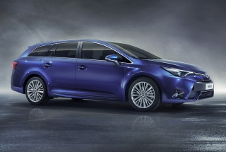 2015 Toyota Avensis TS 2.0 D-4D 143 PS Premium Plus